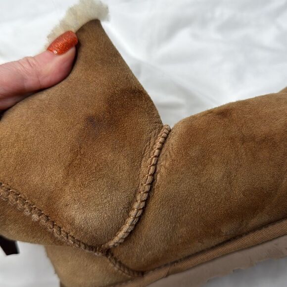 UGG Mini Bailey Bow ll Boots In Chestnut. Size 6. - Picture 11 of 11